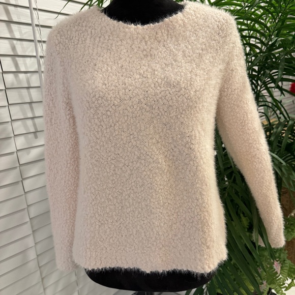 Jones New York Sweaters - 2026 PRICE REDUCTION: NWOT JONES NY PUFFY SWEATER, MEDIUM